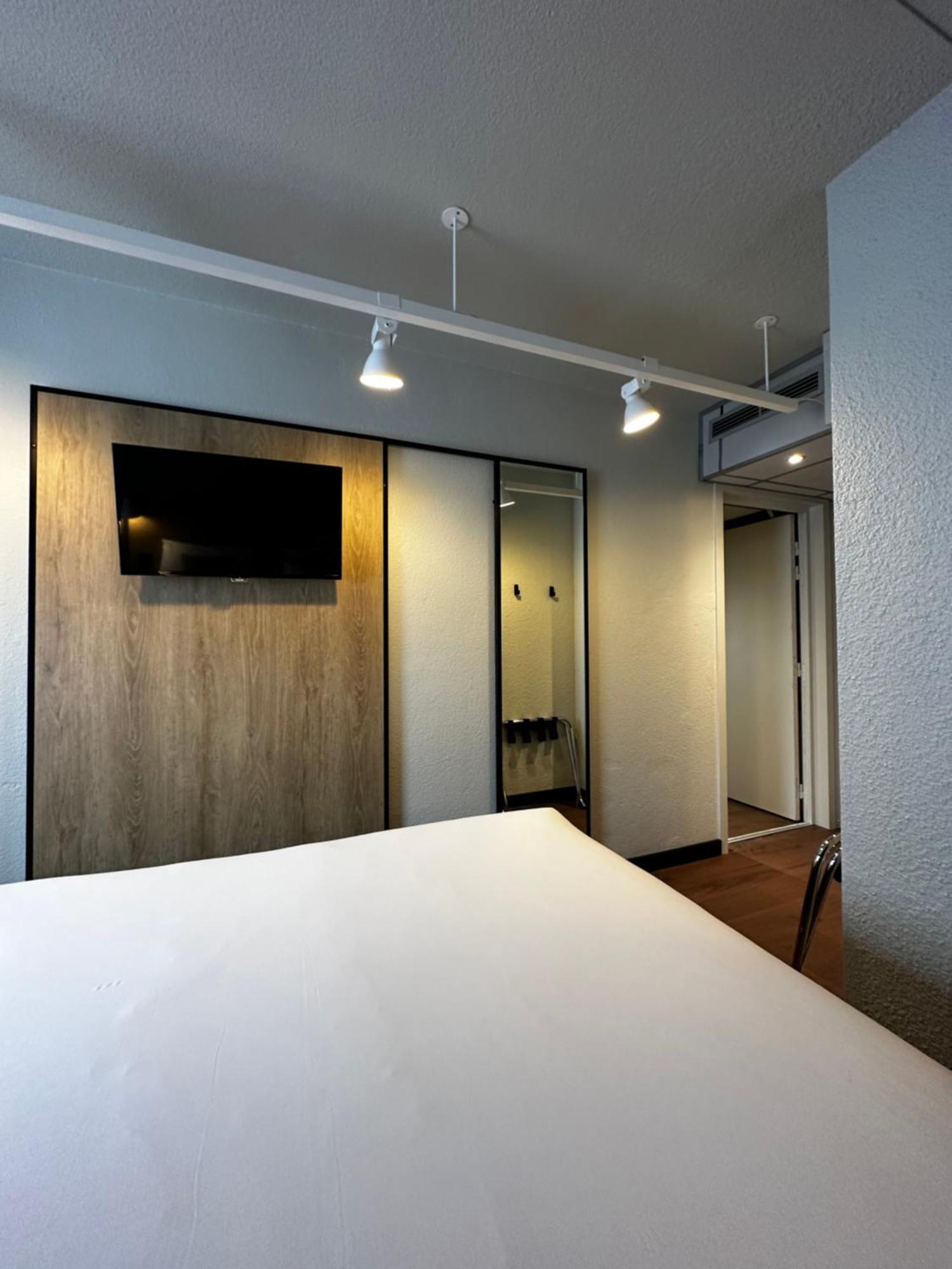 Отель Ibis Saint-Malo Madeleine Экстерьер фото